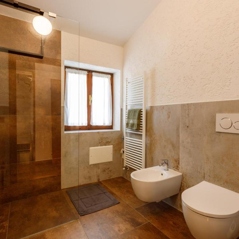 Residence Rustico - Appartamento con 2 Camere da Letto e Balcone - 2