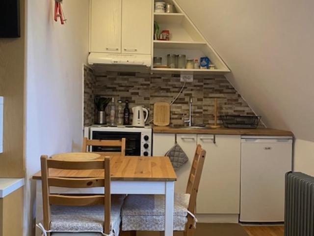 Apartments Pavle - Studio Apartment - 5