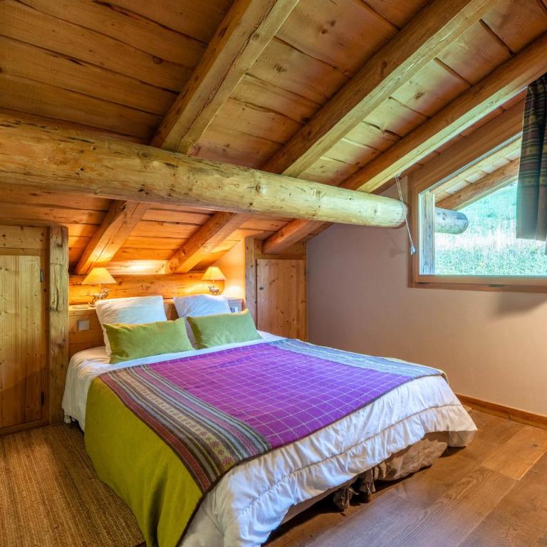 Chalet traditionnel 5 chambres, 10 pers, parking, terrasse, proche La Balme - FR-1-459-210 - Chalet - 9