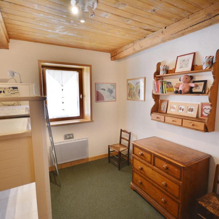 Chalet rénové 8 pers. proche centre et pistes avec parking - FR-1-684-22 - Apartamento - 11