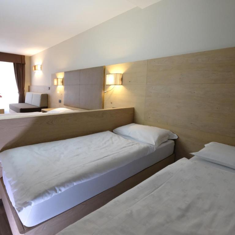 Design & Suite Hotel Ciarnadoi - Junior Suite - 4