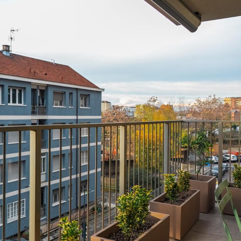 crespi terrace, private parking, a few steps from the metro - Appartamento con 1 Camera da Letto - 60