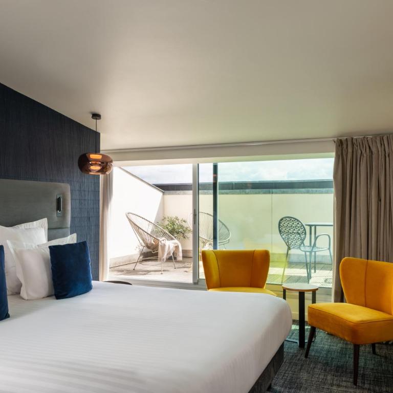 Hôtel La Maison Bord'eaux - Chambre Double Deluxe avec Baignoire Spa et Terrasse - 3