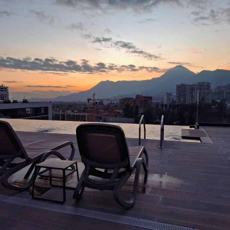 HOM I Comodo y elegante tu hogar temporal en Av Las Condes - Apartment - 4