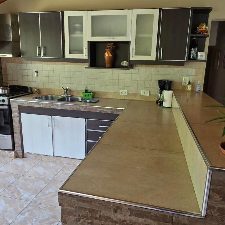 Valkara Patagonia - Three-Bedroom House - 4