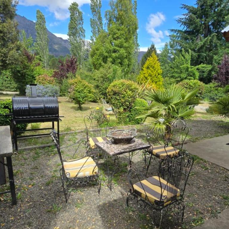 Valkara Patagonia - Three-Bedroom House - 3