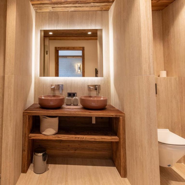Chalet Yolo with Pool and Spa - Chalet - 26