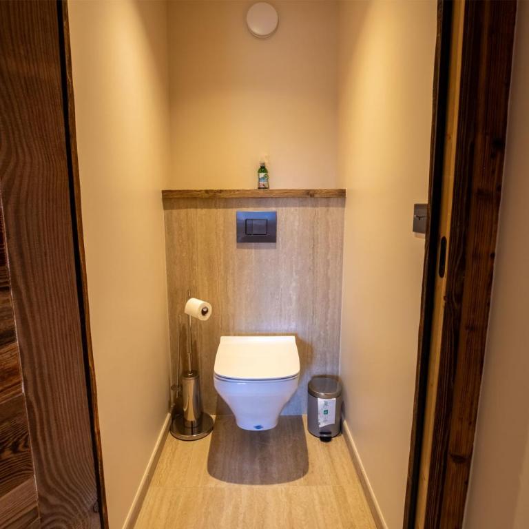 Chalet Yolo with Pool and Spa - Chalet - 31