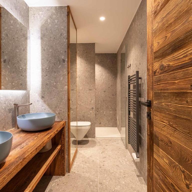 Chalet Yolo with Pool and Spa - Chalet - 41
