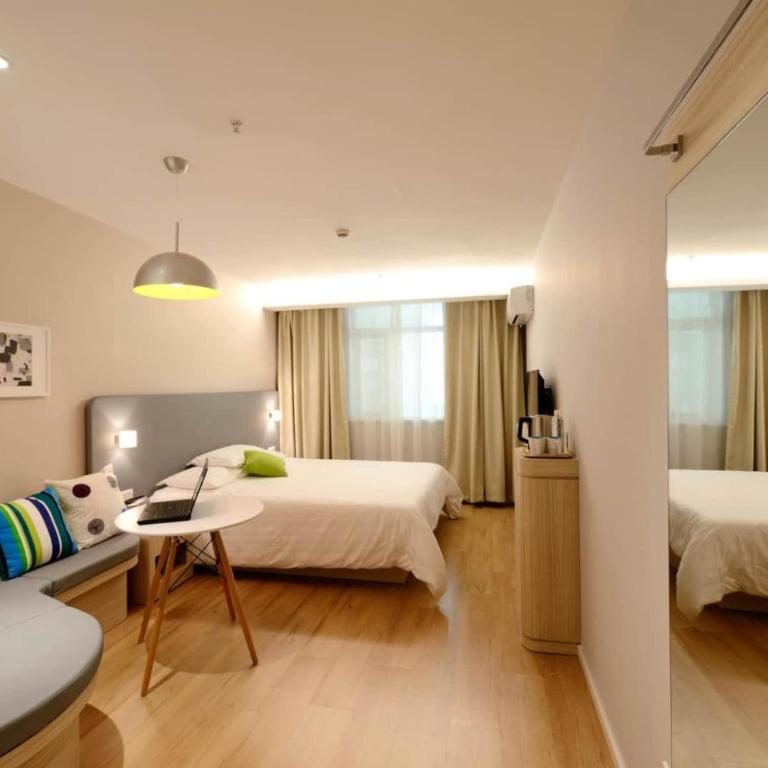 Cordoba city house in central neighbourhood - Estudio con 1 cama grande - 2