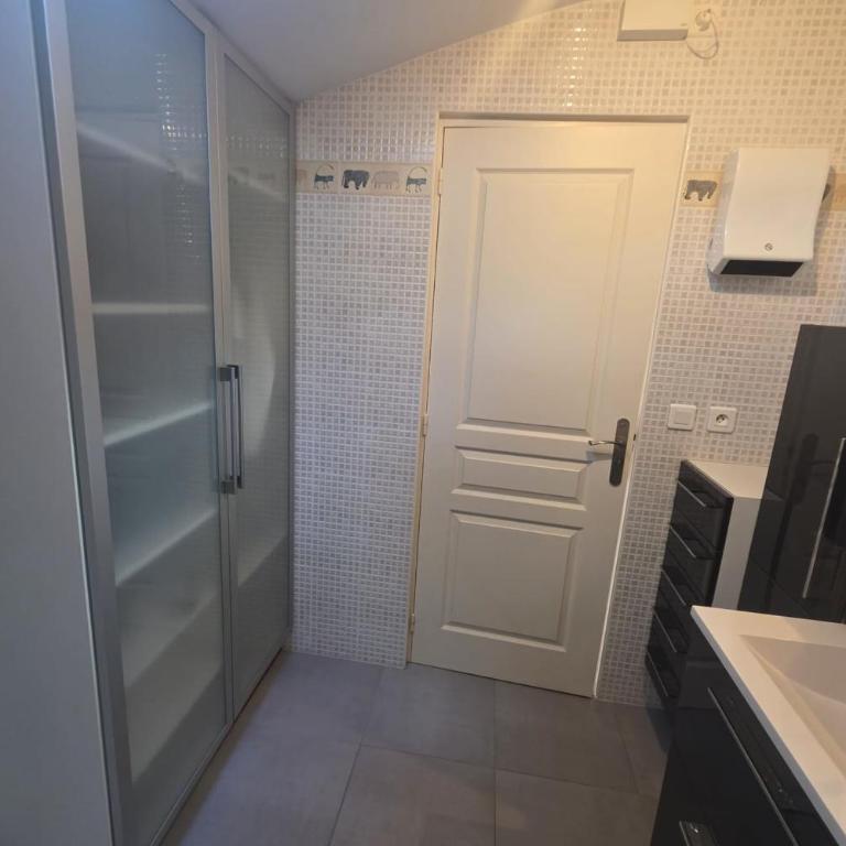 Beautiful Apartment with Garden Near Beach - Appartamento - 15