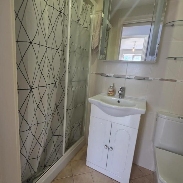 Beautiful Apartment with Garden Near Beach - Appartamento - 16