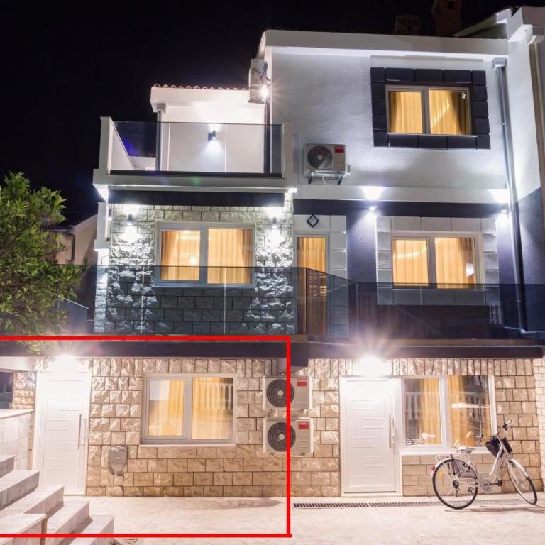 Basileus Apartments Budva - Apartman - Prizemlje - 9