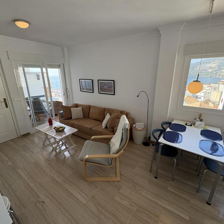 Maravillas Sur - Two-Bedroom Apartment with View - 7