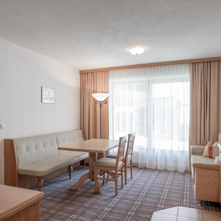 Hotel Garni Alpenresidenz Zimmer & Aparts - Deluxe Apartment mit 1 Schlafzimmer - 2
