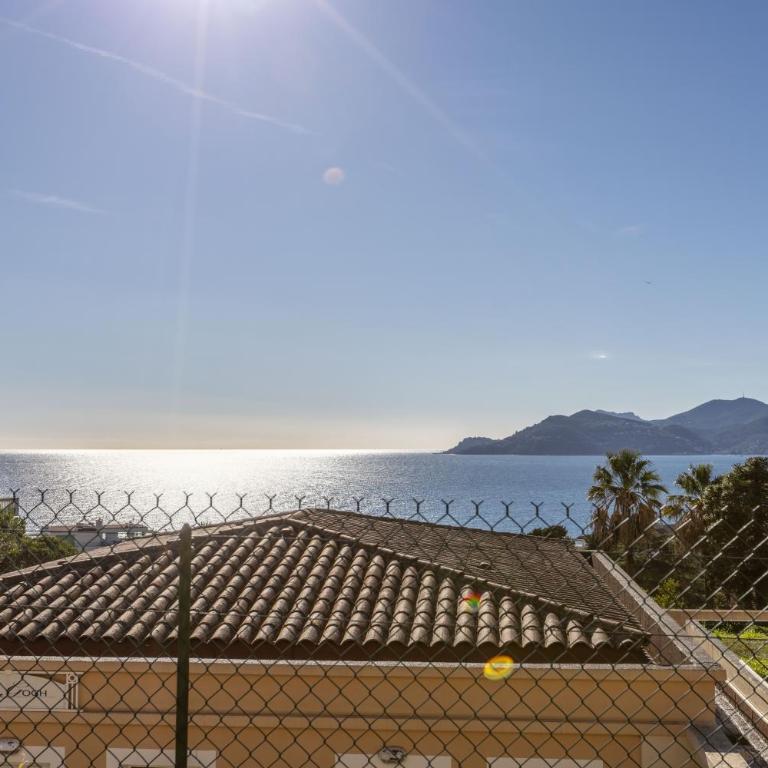 LB Vacation Rentals I Bright 1BR, Minutes from the Beach with Sea and Mountain View - Appartement 1 Chambre - 28