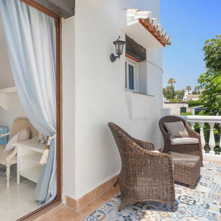 Unique Villa Calahonda - Villa - 3