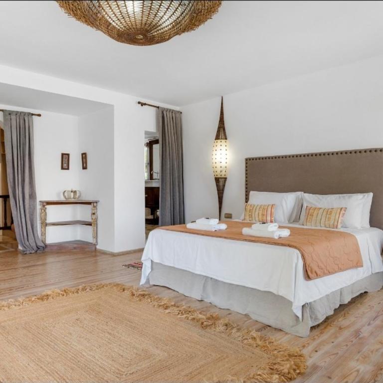 Unique Villa Calahonda - Villa - 10