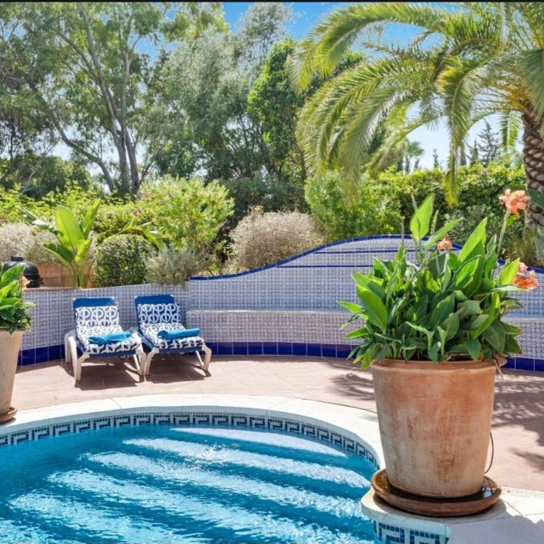 Unique Villa Calahonda - Villa - 17