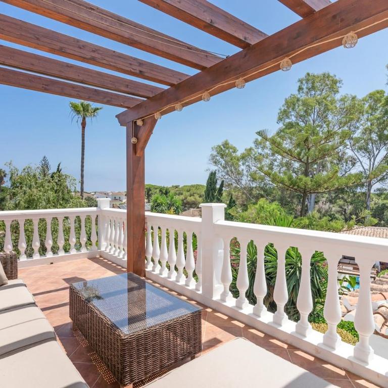 Unique Villa Calahonda - Villa - 21