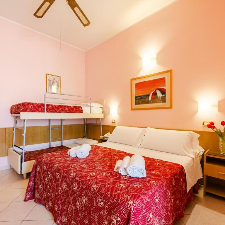 Hotel Driade sul mare - Camera Quadrupla con Balcone - 3