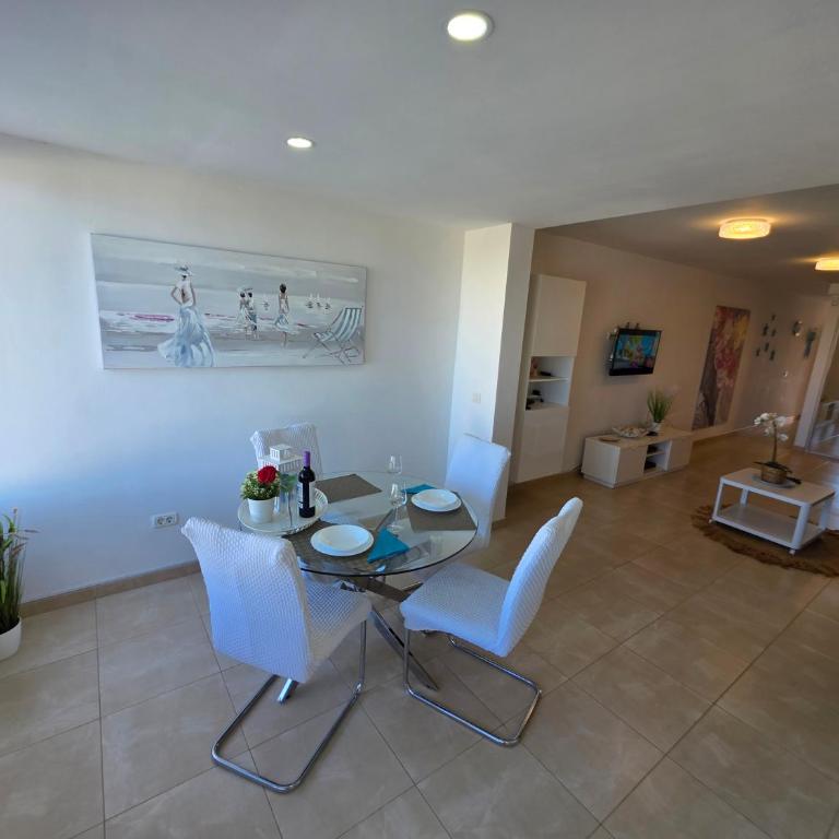 Apartment Jacaranda 2 by sea and beach, pool, very central, dishwasher, Wifi, fantastic seaview - Apartamento de 2 dormitorios - 15