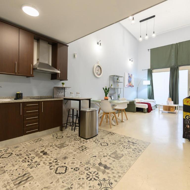Acogedor Dúplex con Cocina Abierta y Suite Privada en Madrid LDM11034 - One-Bedroom Apartment - 43