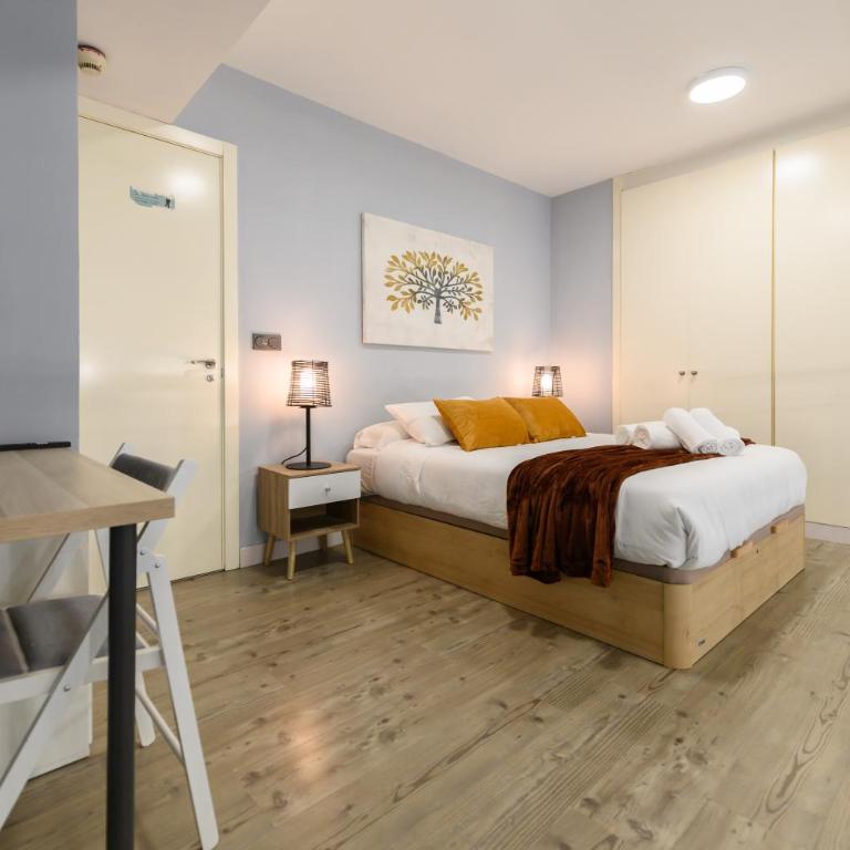 Acogedor Dúplex con Cocina Abierta y Suite Privada en Madrid LDM11034 - One-Bedroom Apartment - 63