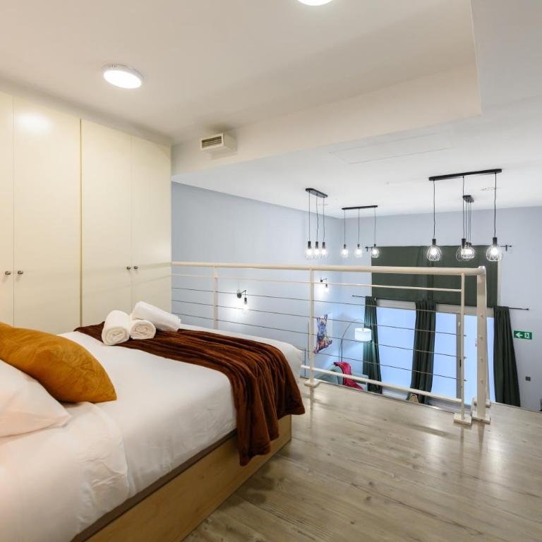 Acogedor Dúplex con Cocina Abierta y Suite Privada en Madrid LDM11034 - One-Bedroom Apartment - 66