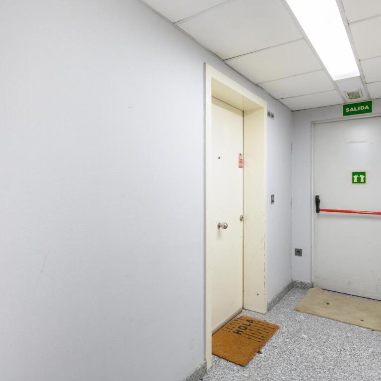 Acogedor Dúplex con Cocina Abierta y Suite Privada en Madrid LDM11034 - One-Bedroom Apartment - 62