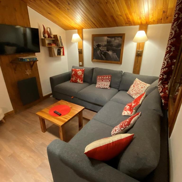 Duplex rénové proche pistes et commerces, balcon sud, 6 pers., casier à skis - Apartment mit 1 Schlafzimmer - 5