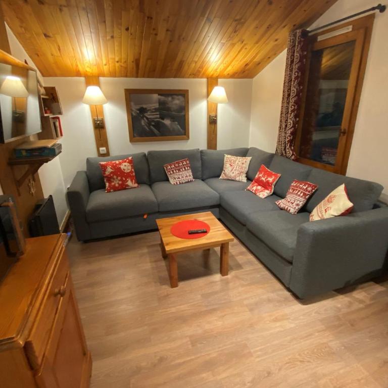 Duplex rénové proche pistes et commerces, balcon sud, 6 pers., casier à skis - Apartment mit 1 Schlafzimmer - 1