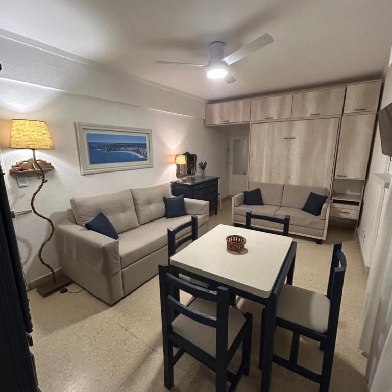 La Feliz - One-Bedroom Apartment - 9