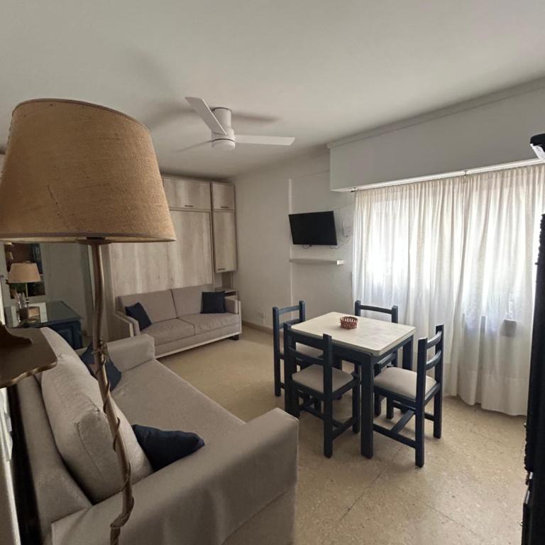 La Feliz - One-Bedroom Apartment - 8