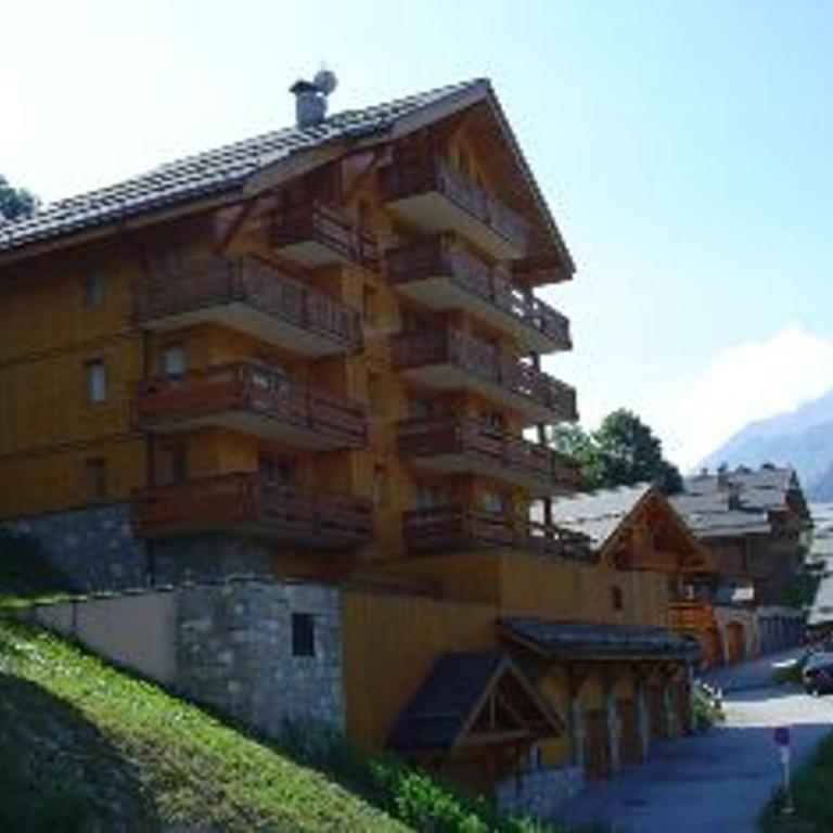 Charmant 3 pièces rénové avec balcon et Wifi près de Méribel - FR-1-411-976 - Apartamento - 12