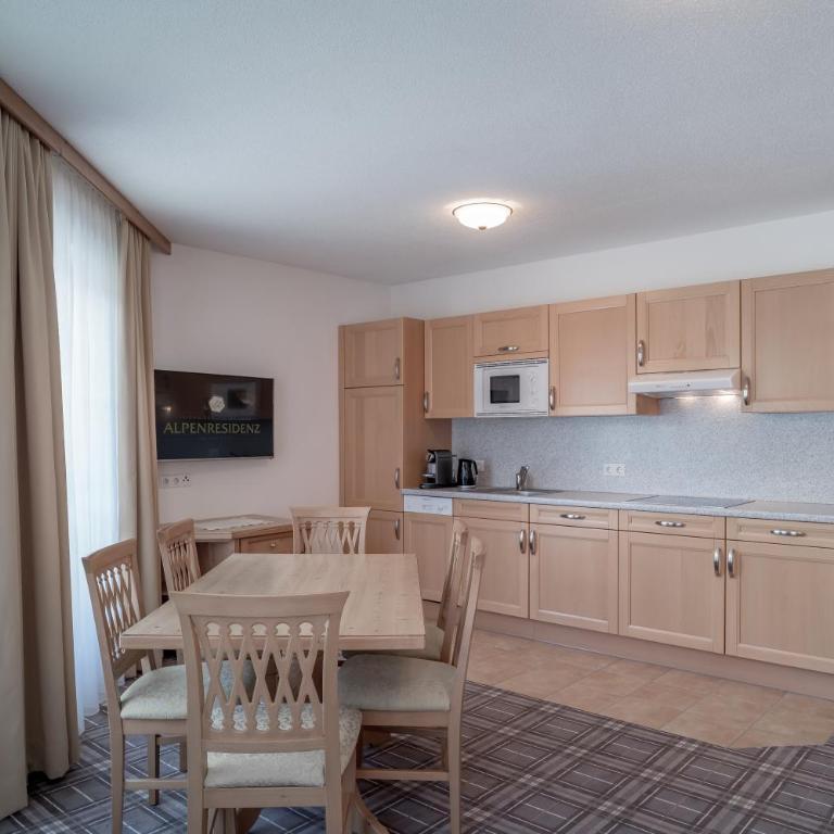 Hotel Garni Alpenresidenz Zimmer & Aparts - Superior Apartment mit 2 Schlafzimmern - 6