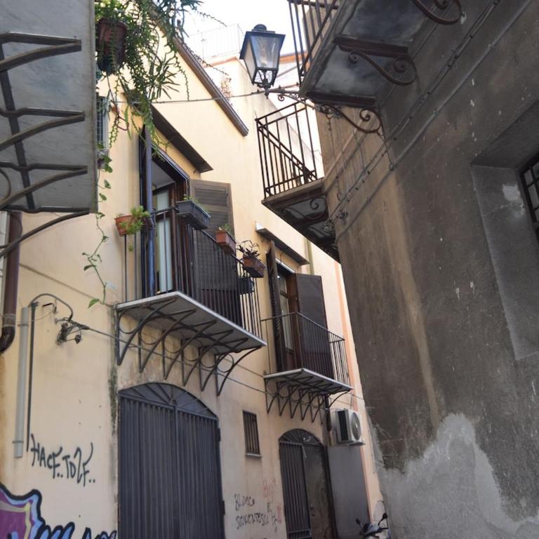 Carlita's Home in centro storico a Palermo - Appartamento con 2 Camere da Letto - 29