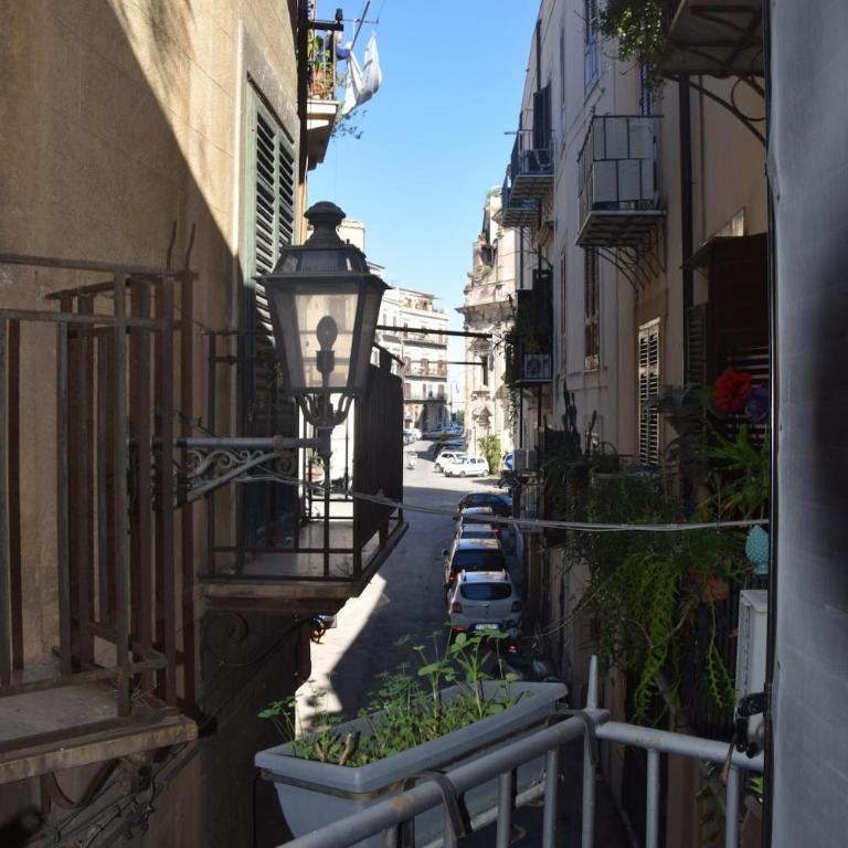 Carlita's Home in centro storico a Palermo - Appartamento con 2 Camere da Letto - 31