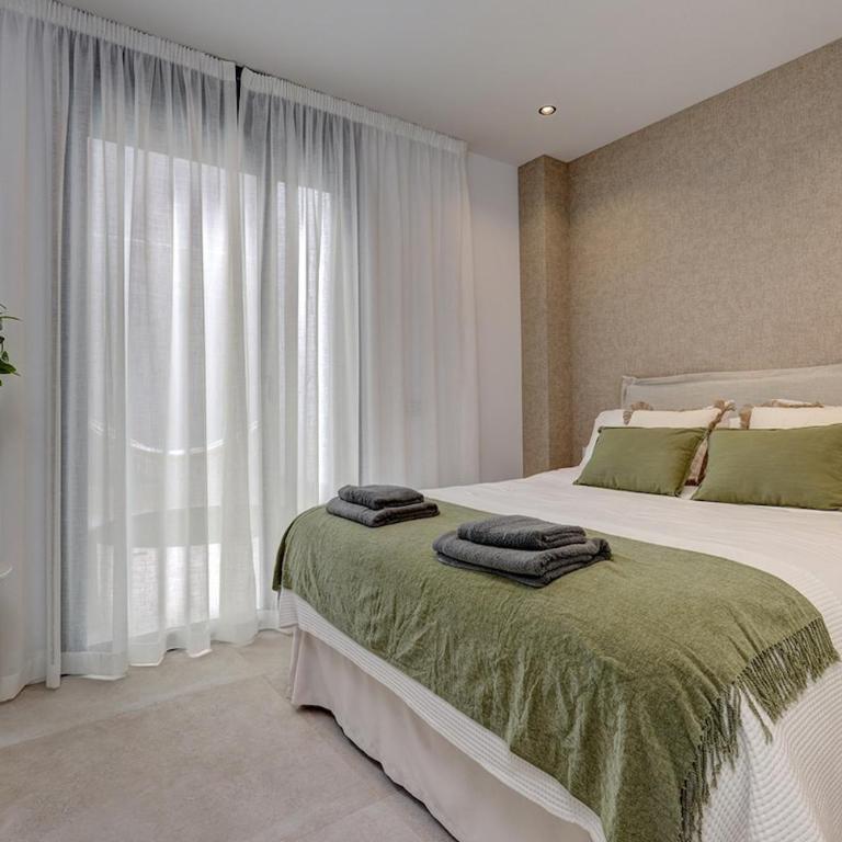 Ground Floor, Sea View Apartment at Estepona Hills! - Apartamento de 3 dormitorios - 35