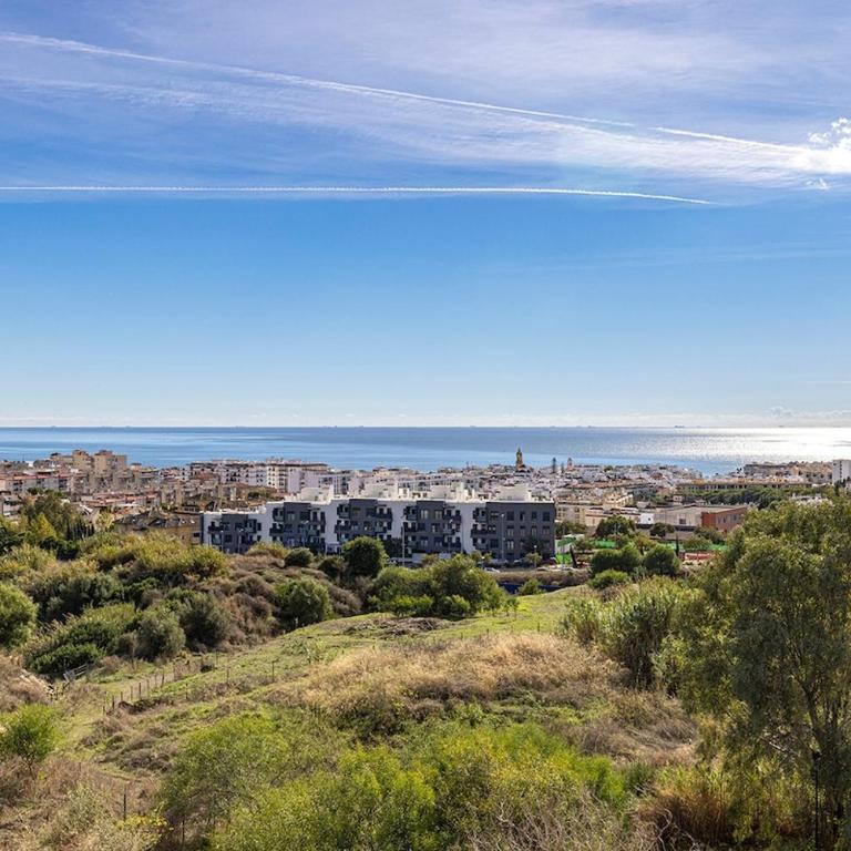 Ground Floor, Sea View Apartment at Estepona Hills! - Apartamento de 3 dormitorios - 48