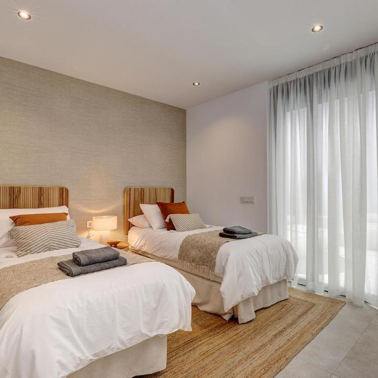Ground Floor, Sea View Apartment at Estepona Hills! - Apartamento de 3 dormitorios - 71