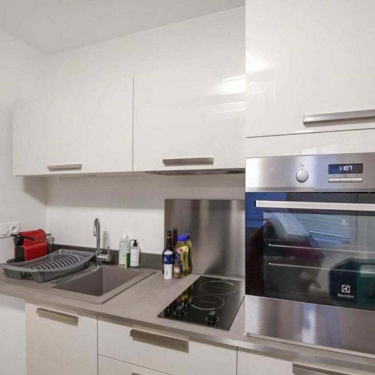 Beautiful and modern studio for 2 near Bastille - Apartamento - 8