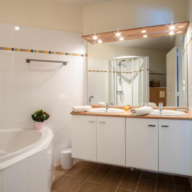 Demeure d'exception sur le Golf De Biscarrosse avec piscine chauffée - Maison 4 Chambres - 19