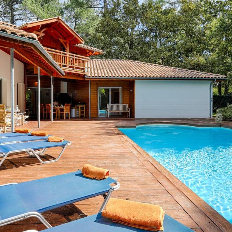 Demeure d'exception sur le Golf De Biscarrosse avec piscine chauffée - Maison 4 Chambres - 2