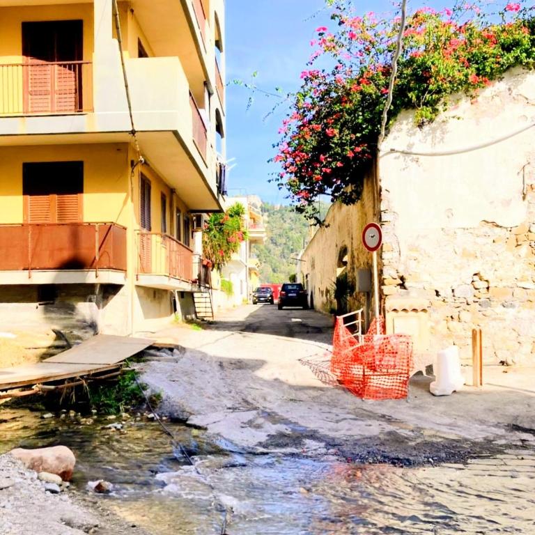Appartamento fronte mare Taormina - relax e posizione top - One-Bedroom Apartment - 17