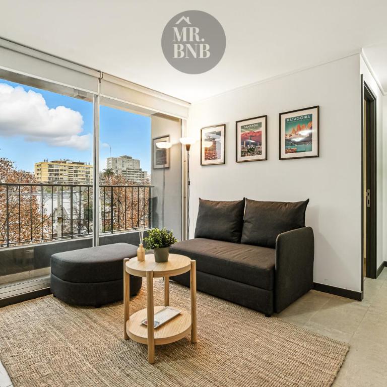 Capitan Orella Apartments by Mr BnB - One-Bedroom Apartment with Balcony - 3