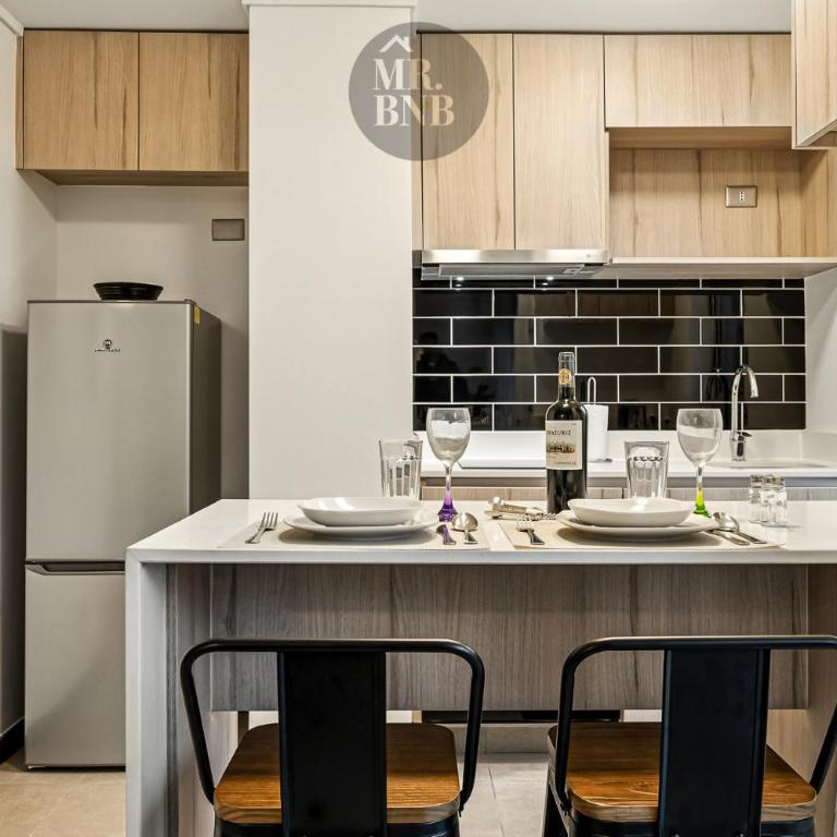 Capitan Orella Apartments by Mr BnB - One-Bedroom Apartment with Balcony - 6