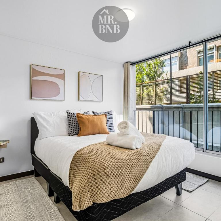 Capitan Orella Apartments by Mr BnB - One-Bedroom Apartment with Balcony - 8