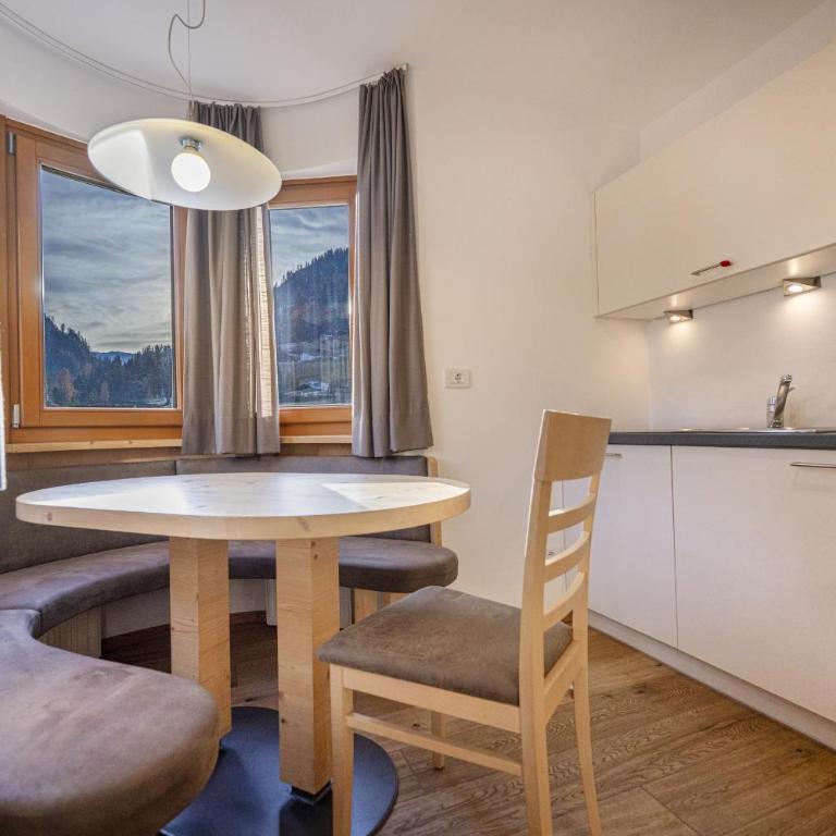 Apartments Monica - Appartamento con Vista e Balcone - 24