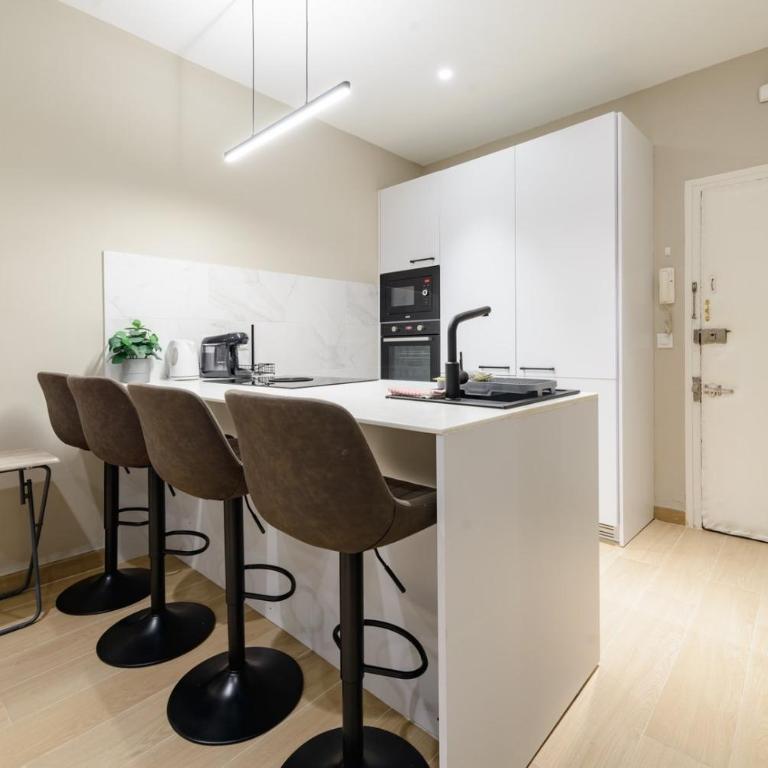 GuestReady - Lovely flat in the heart of Madrid - Two-Bedroom Apartment - 1